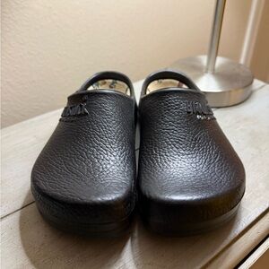 Birkenstock Black Leather Clogs